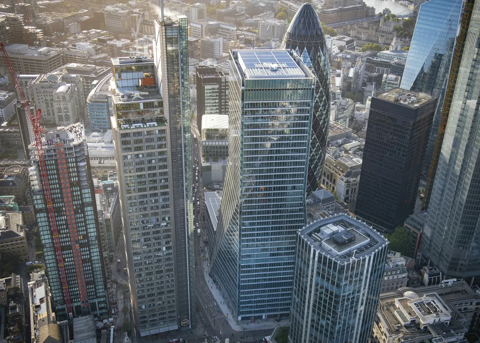 100 Bishopsgate · project photograph