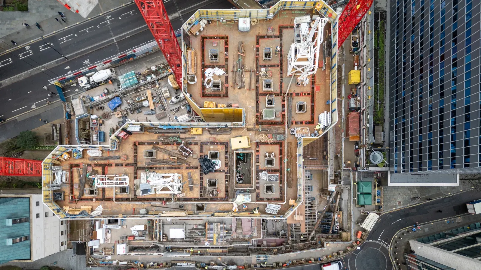 2 Aldermanbury Square · construction photograph