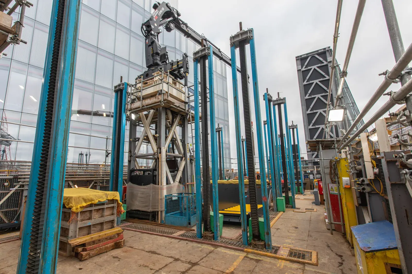 8 Bishopsgate · construction photograph