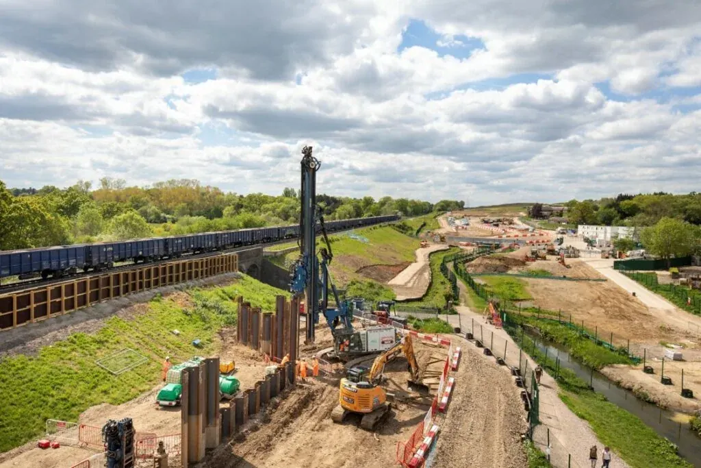 HS2 S1 & S2 · project photograph