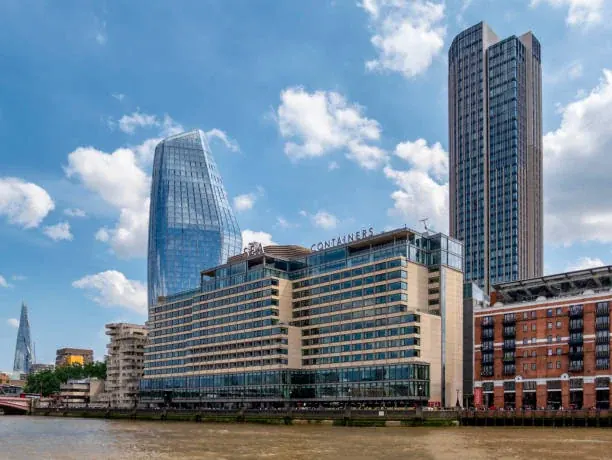 Sea Containers House · project photograph