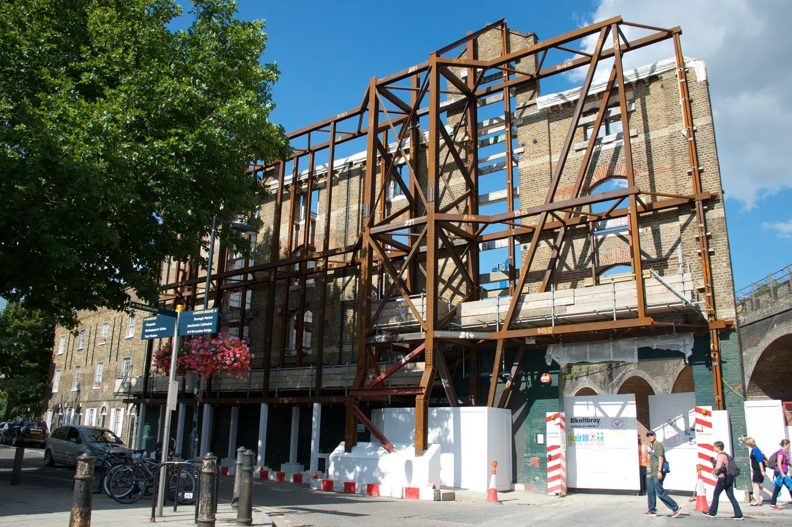 Stoney Street · construction photograph