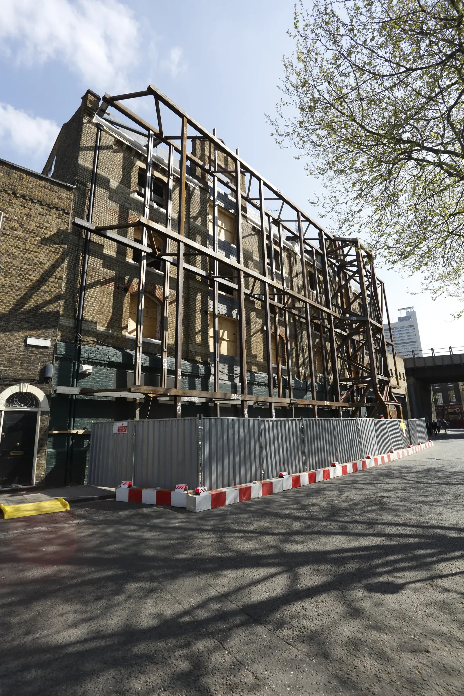 Stoney Street · construction photograph