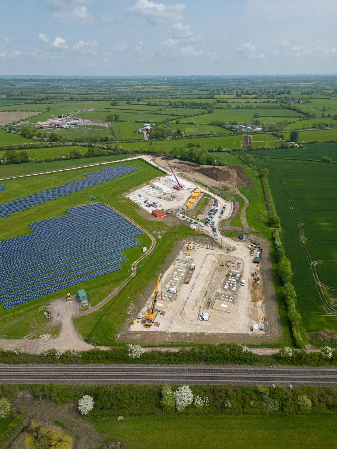 Tesla BESS · construction photograph