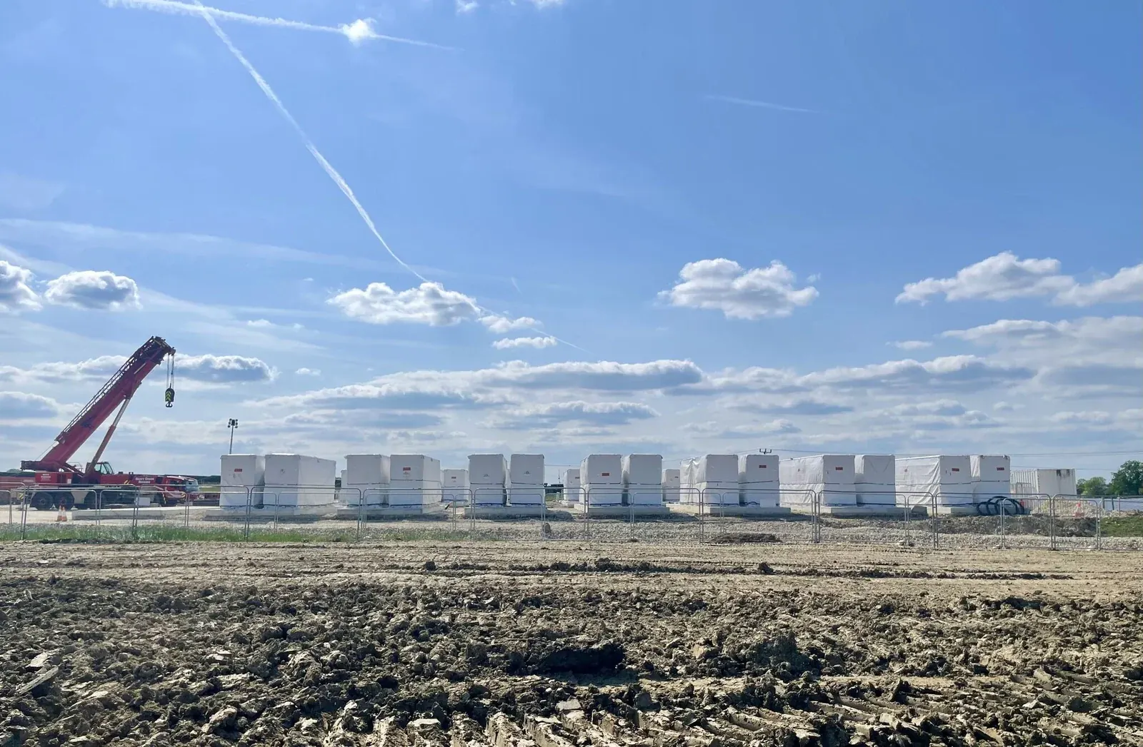 Tesla BESS · construction photograph
