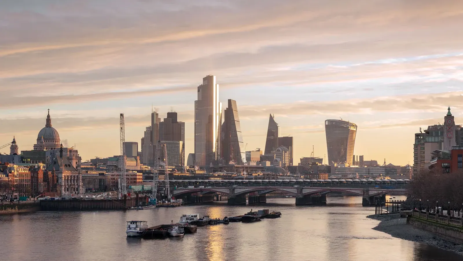 22 Bishopsgate · project photograph